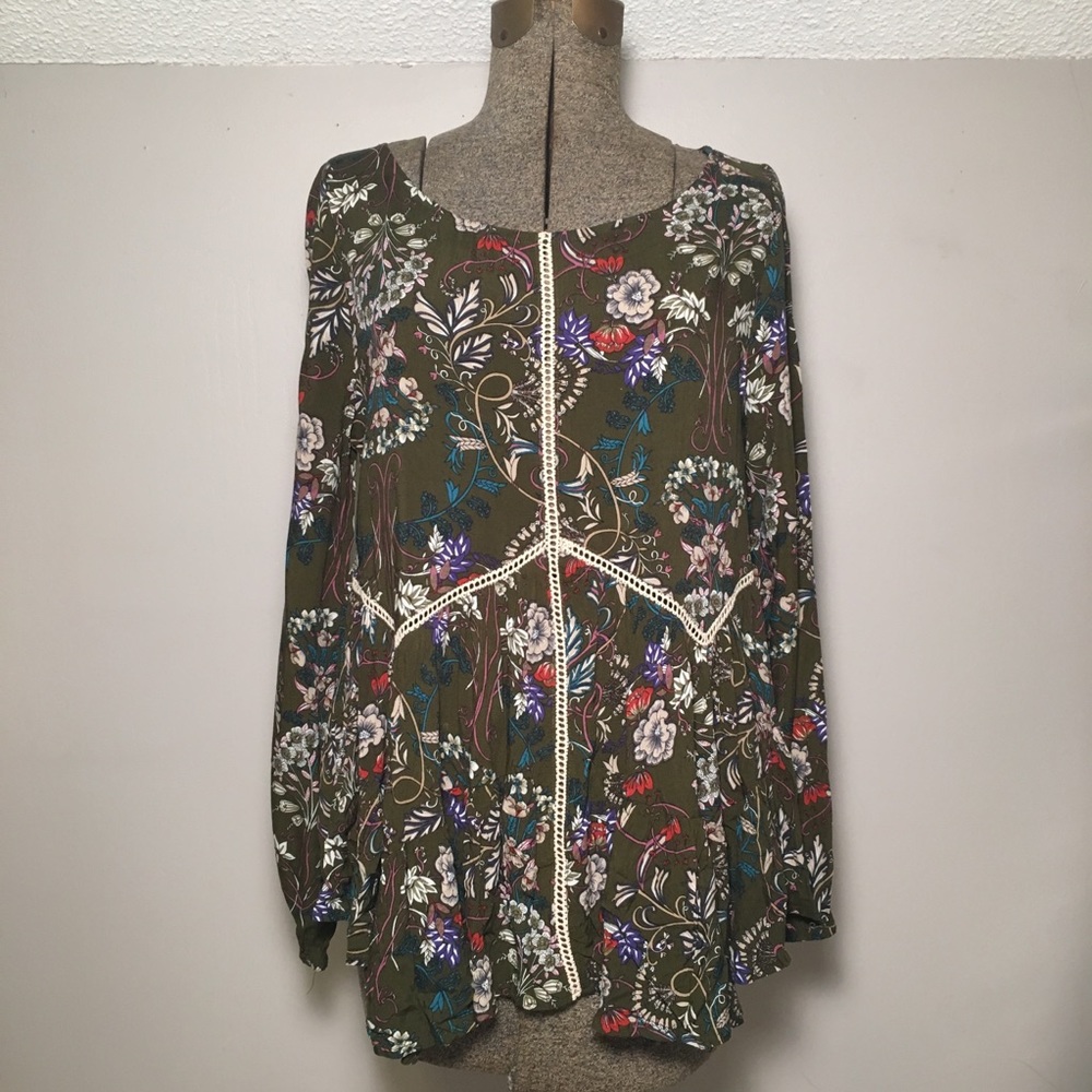 Entro Floral Long-Sleeve Peasant Blouse